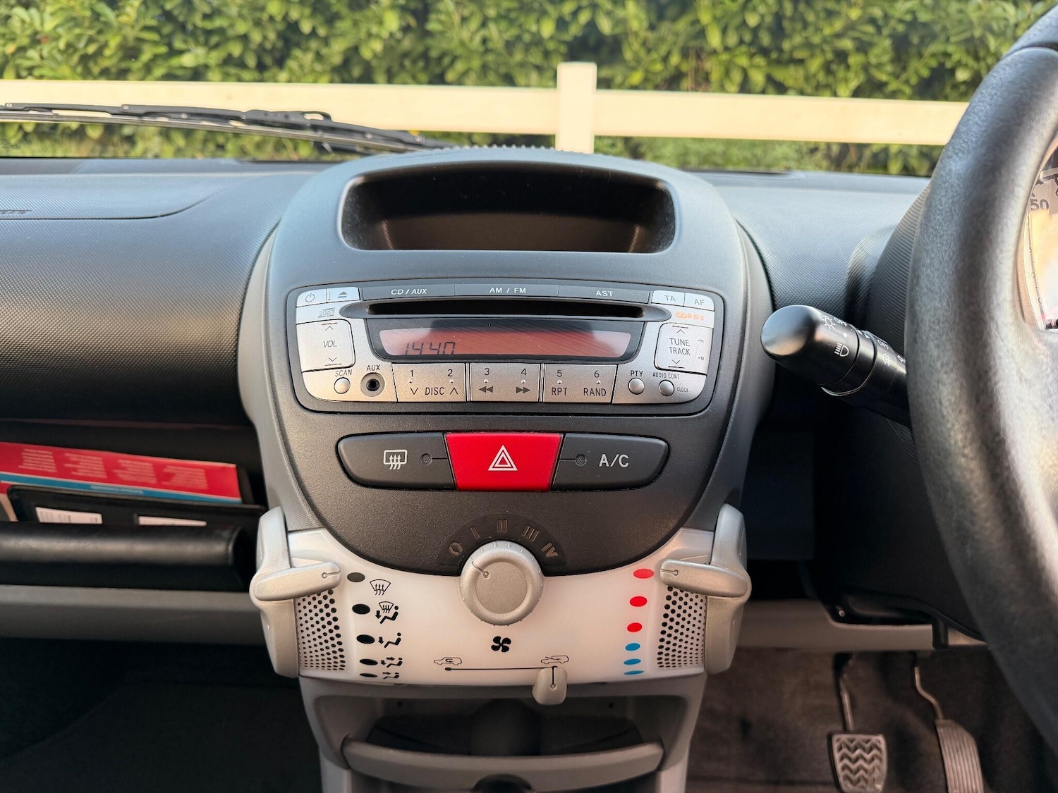 Used Toyota AYGO 2010 for sale - 76823992: Photo 15