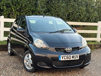 Used Toyota AYGO 2010 for sale - 76823992: Photo