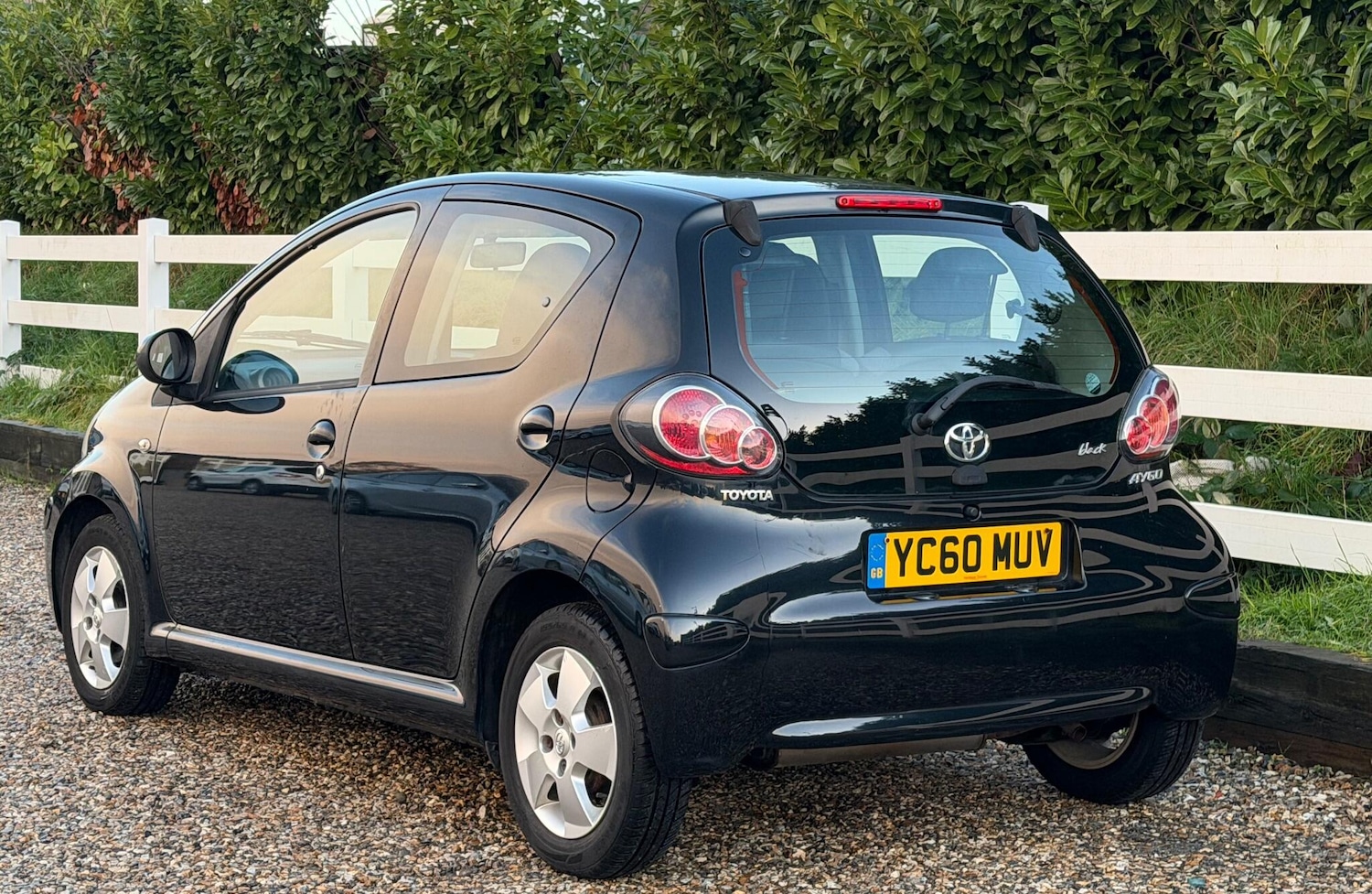 Used Toyota AYGO 2010 for sale - 76823992: Photo 6