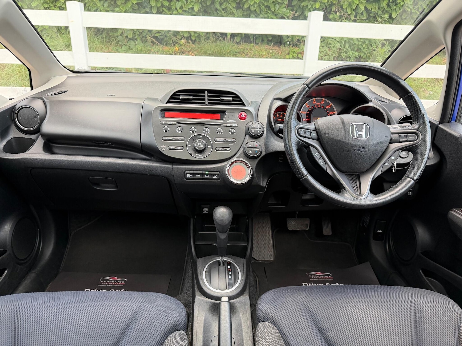 Used Honda Jazz 2011 for sale - 76646120: Photo 16