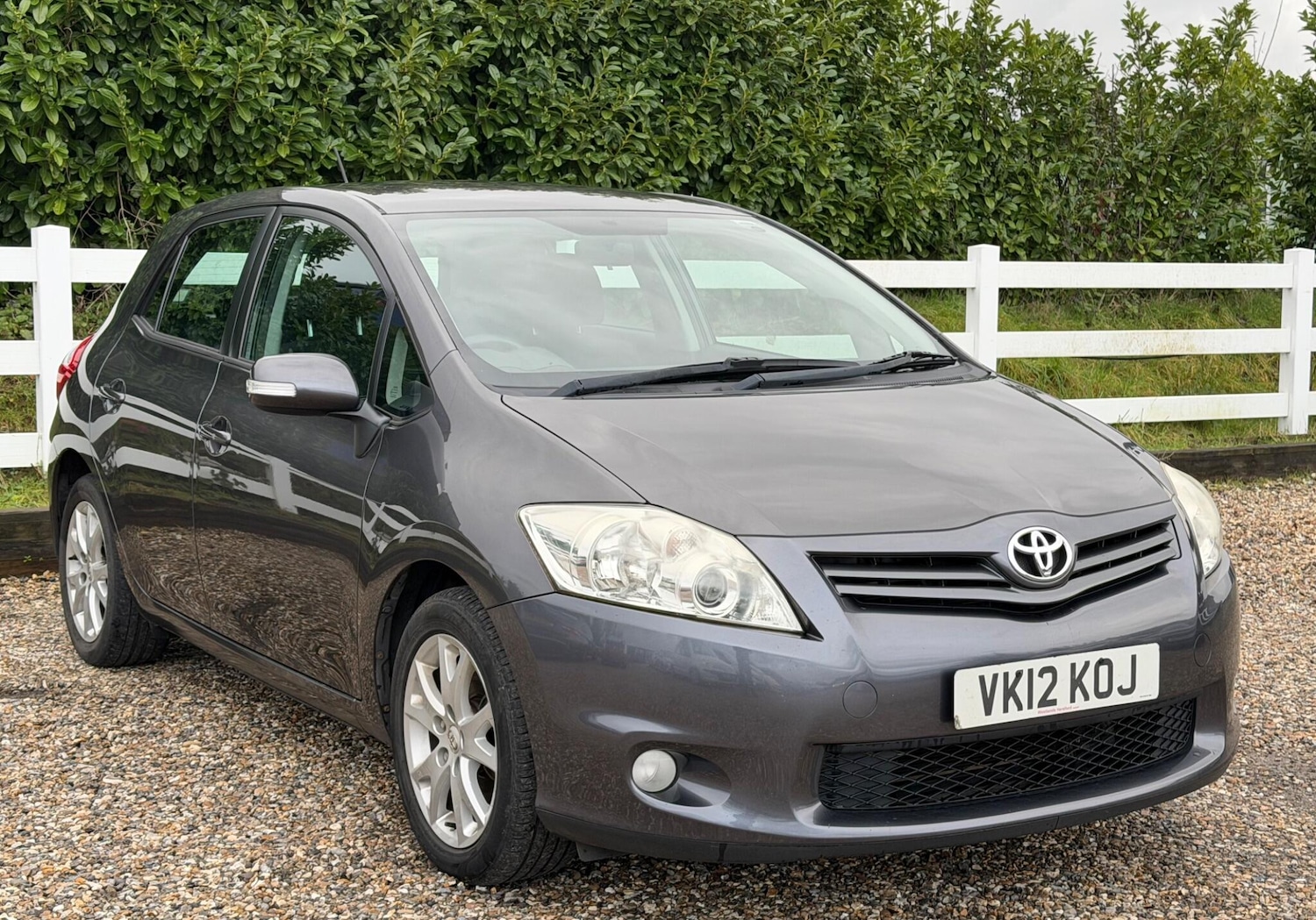 Used Toyota Auris 2012 for sale - 77320769: Photo 2
