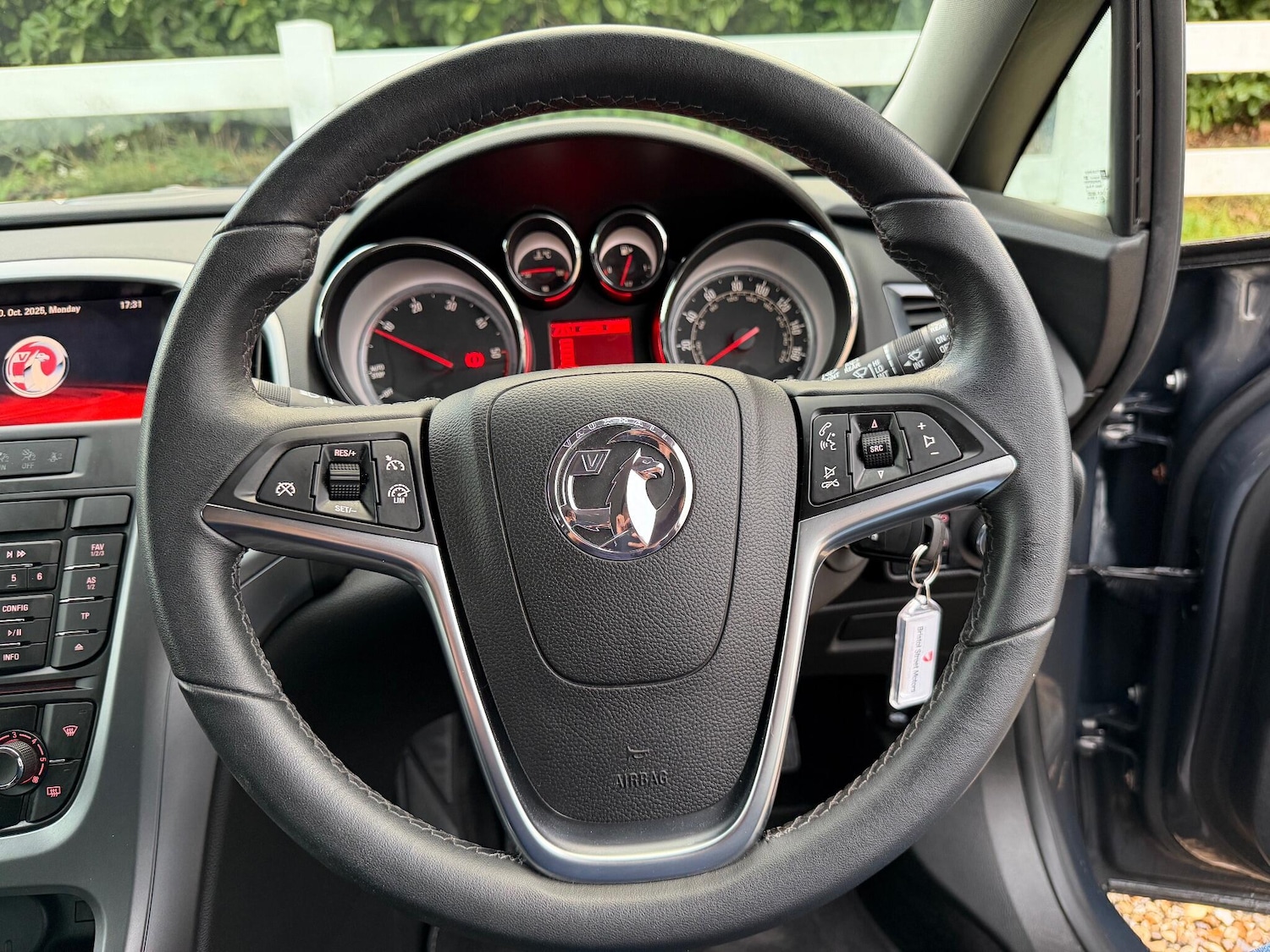 Used Vauxhall Astra 2015 for sale - 76326444: Photo 19