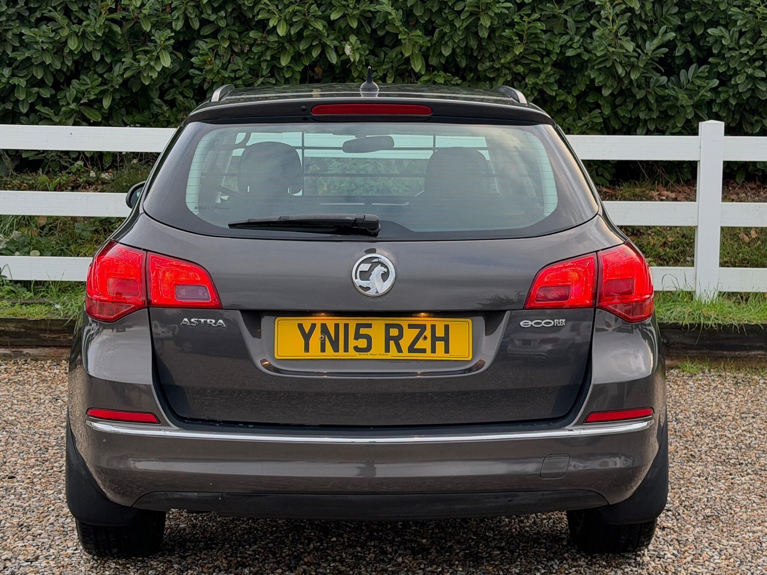 Used Vauxhall Astra 2015 for sale - 76326444: Photo 3