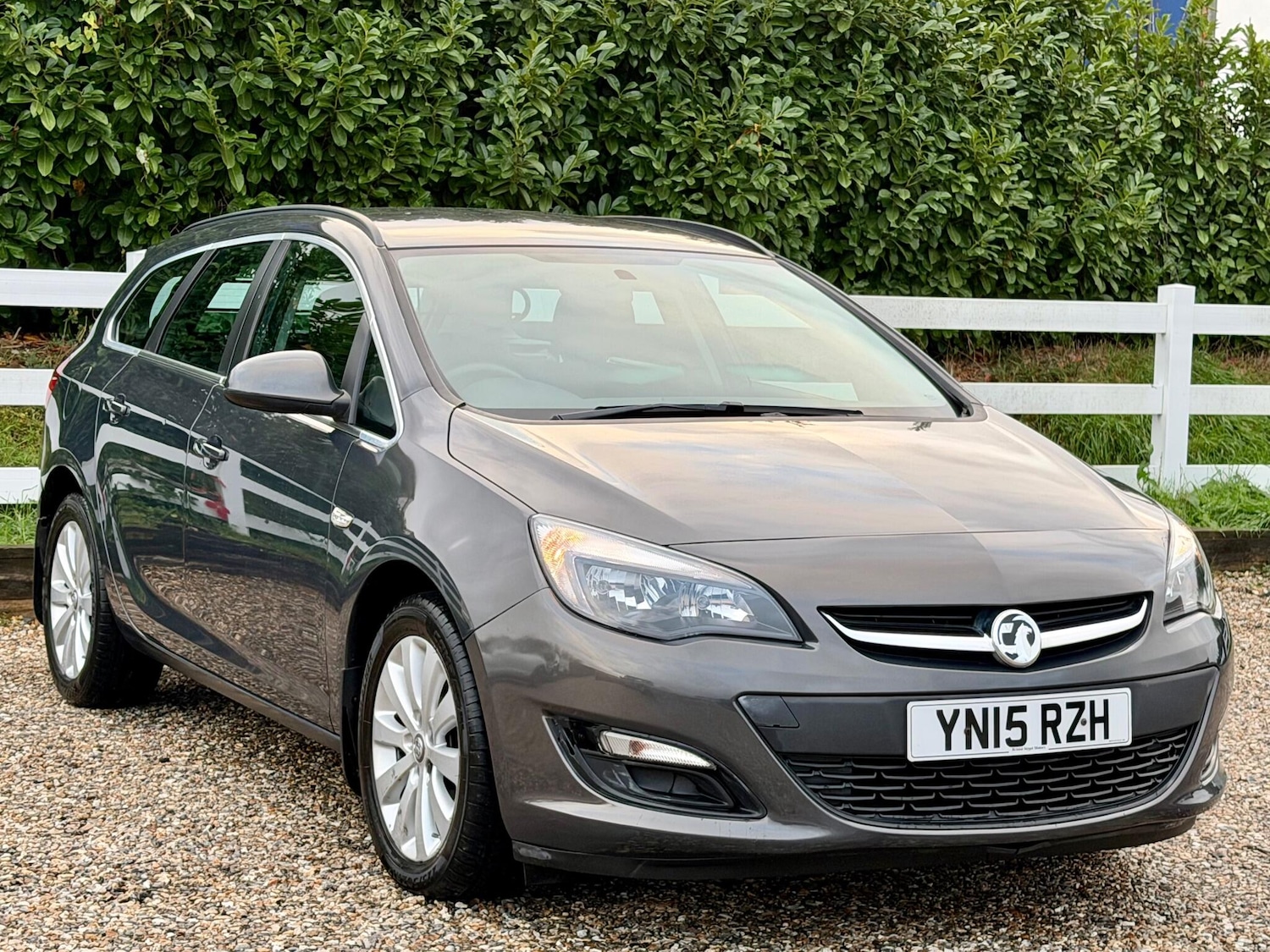 Used Vauxhall Astra 2015 for sale - 76326444: Photo 4
