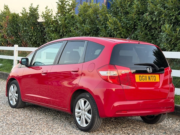 Used Honda Jazz 2011 for sale - 76260376: Photo 16