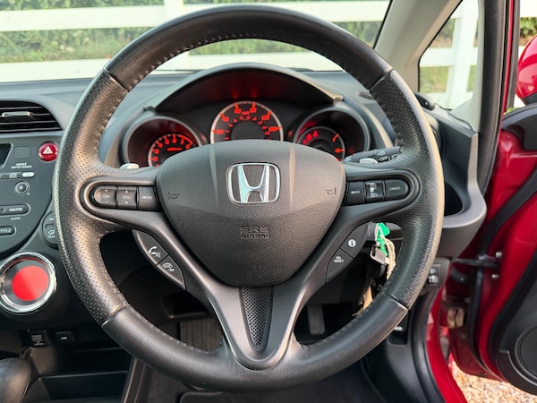 Used Honda Jazz 2011 for sale - 76260376: Photo 20