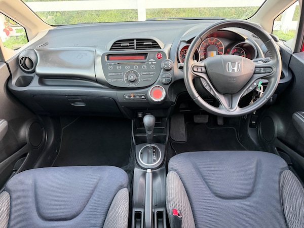 Used Honda Jazz 2011 for sale - 76260376: Photo 25