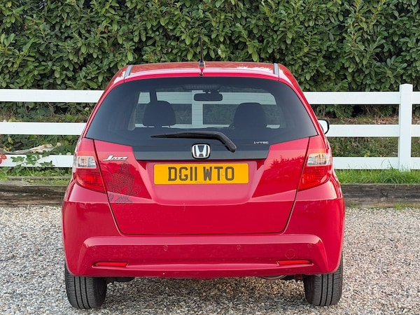 Used Honda Jazz 2011 for sale - 76260376: Photo 3