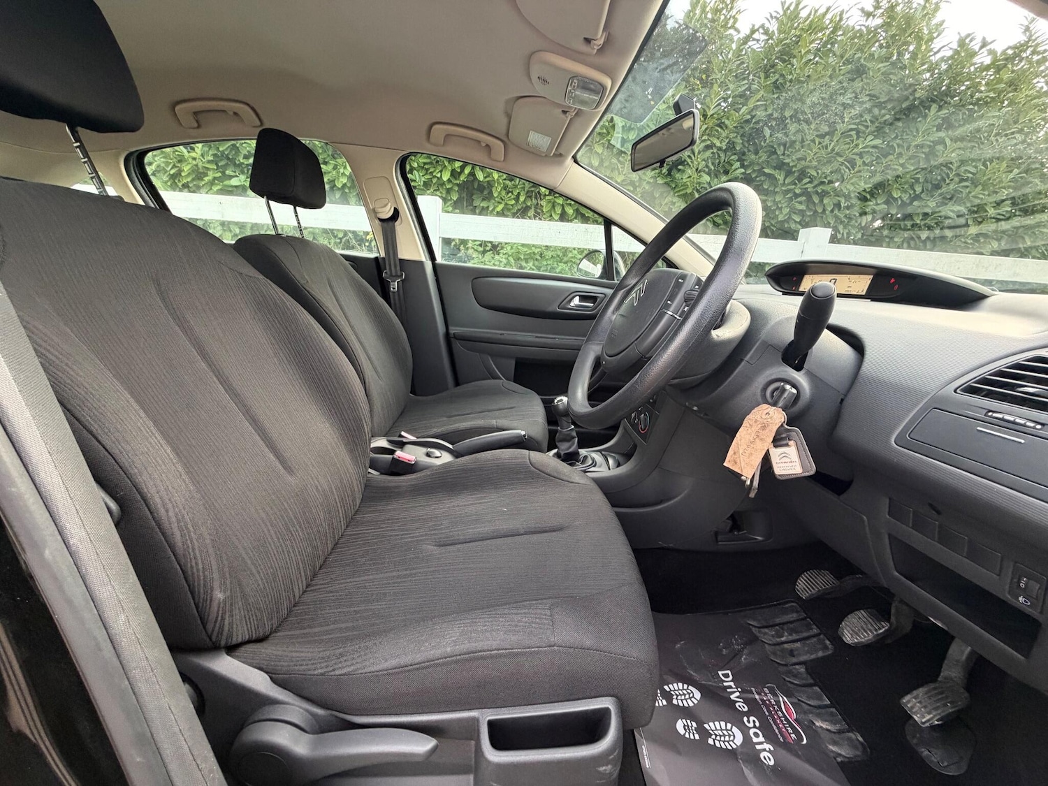 Used Citroen C4 2010 for sale - 76824612: Photo 16