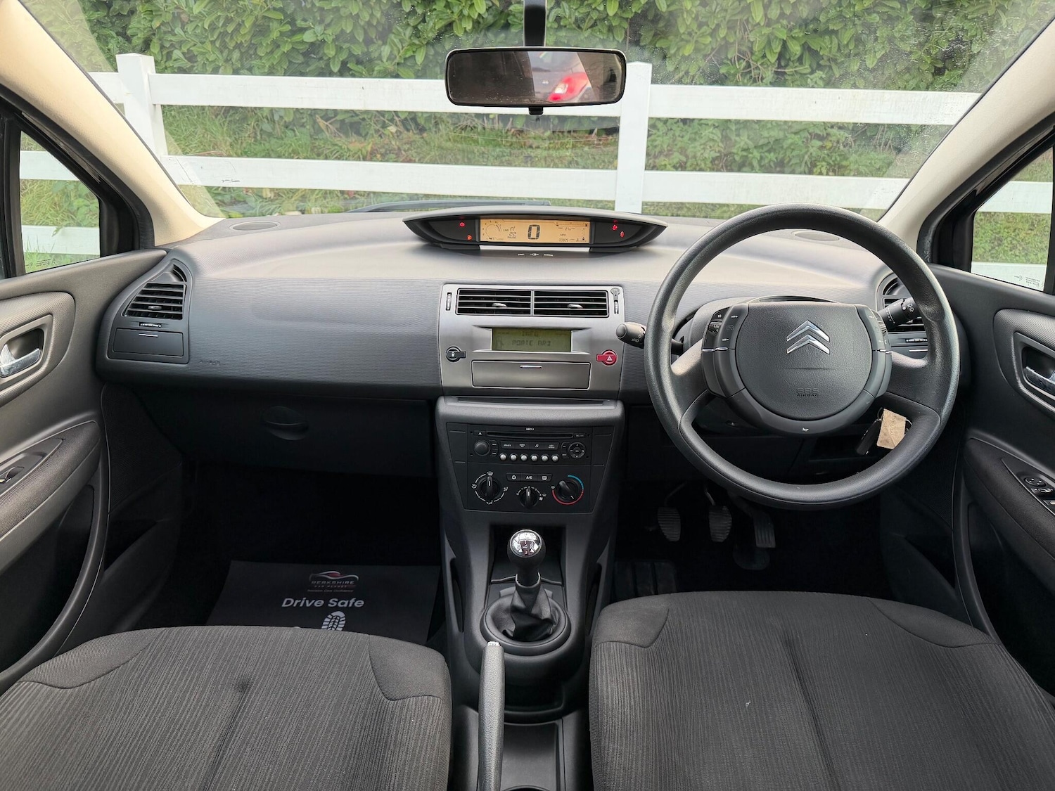 Used Citroen C4 2010 for sale - 76824612: Photo 2