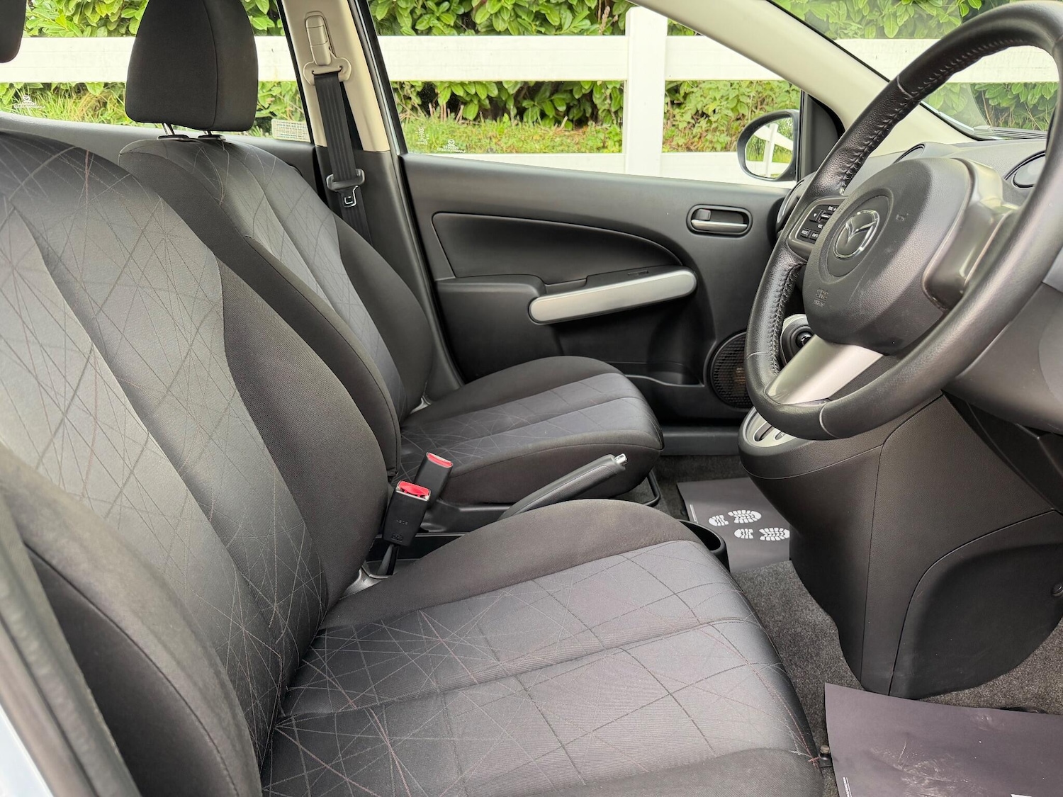 Used Mazda Mazda2 2012 for sale - 77029229: Photo 16