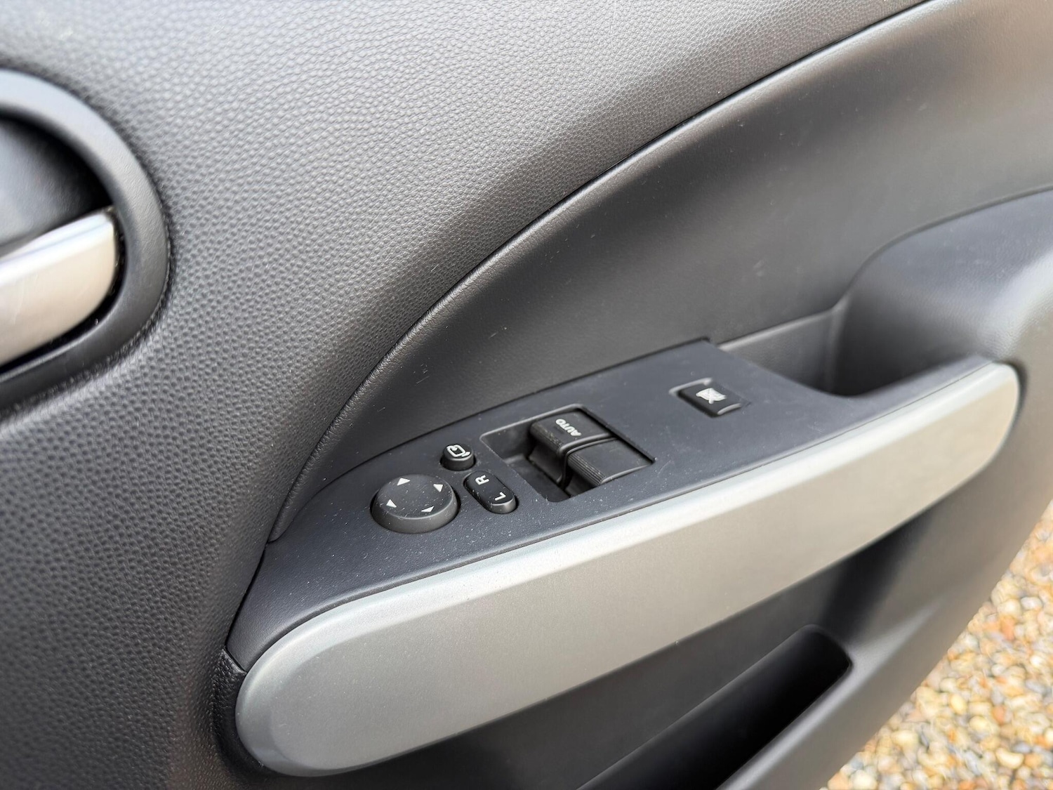 Used Mazda Mazda2 2012 for sale - 77029229: Photo 23