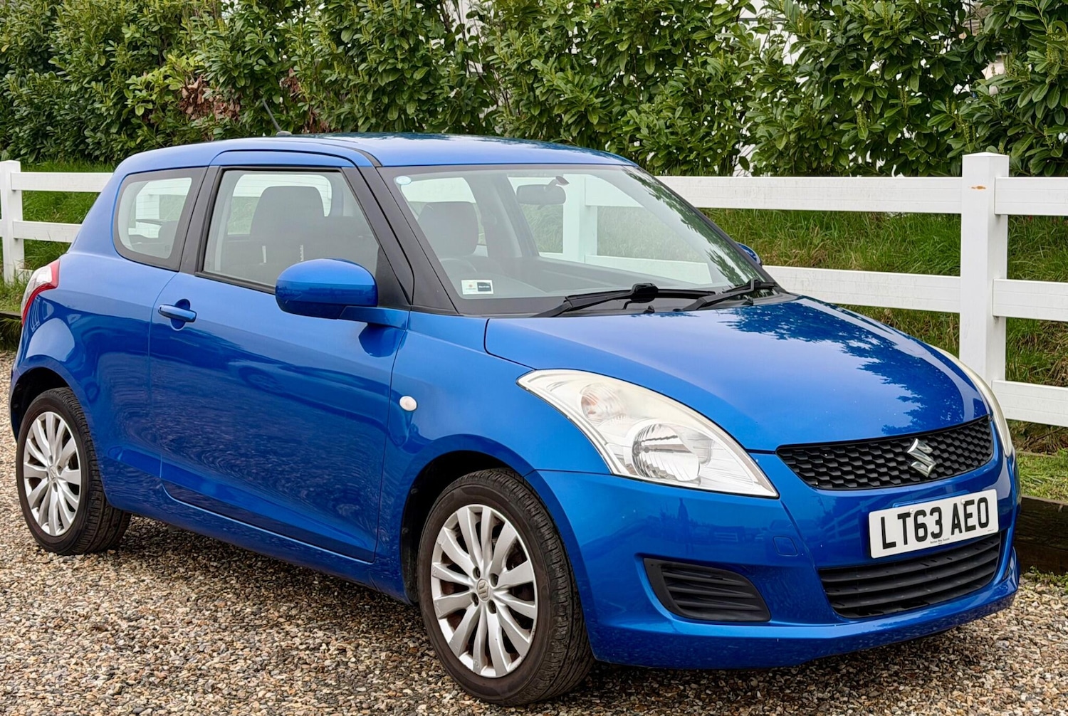 Used Suzuki Swift 2013 for sale - 77794070: Photo 2