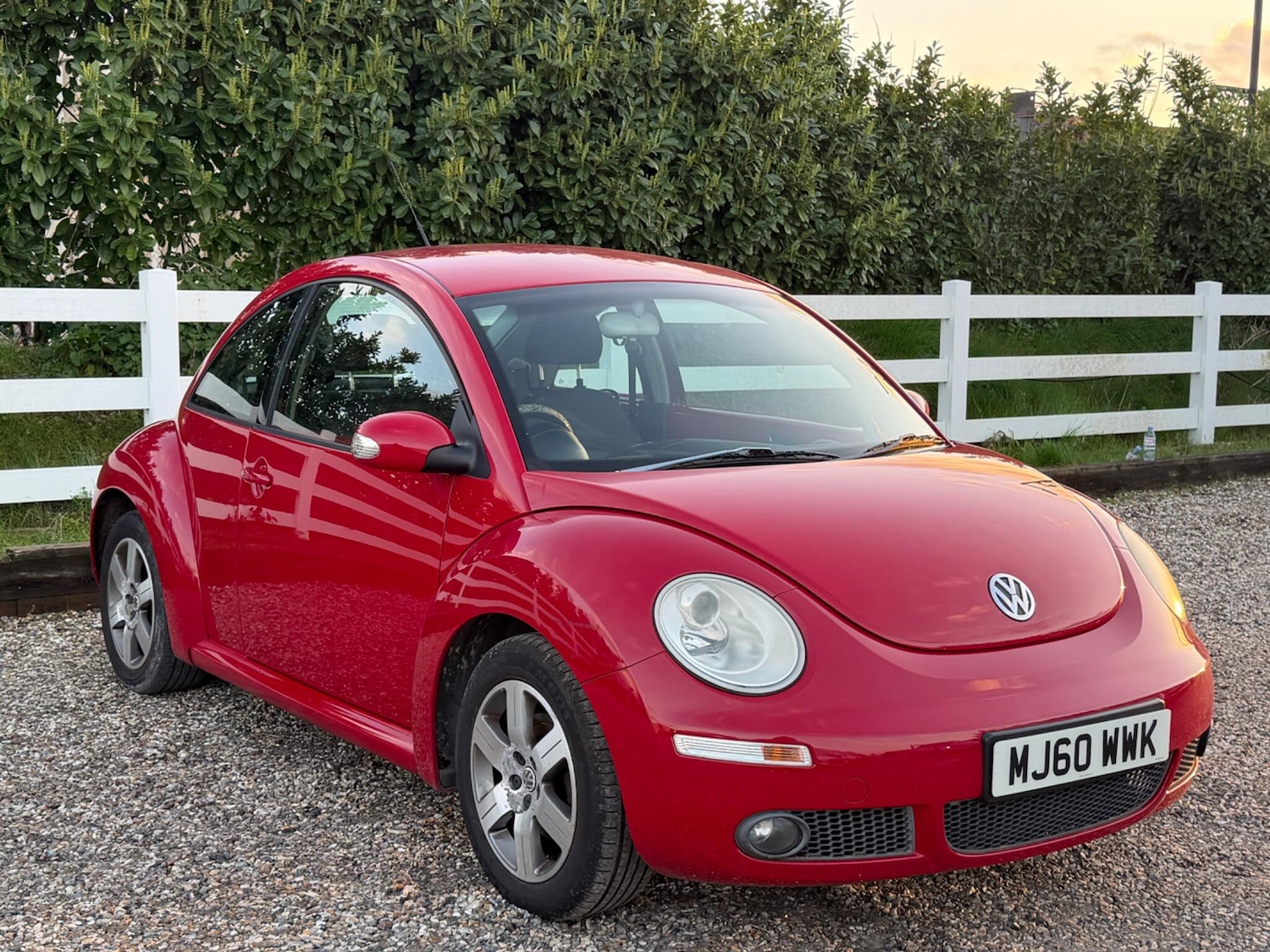 Used Volkswagen Beetle 2010 for sale - 77839259: Photo 2