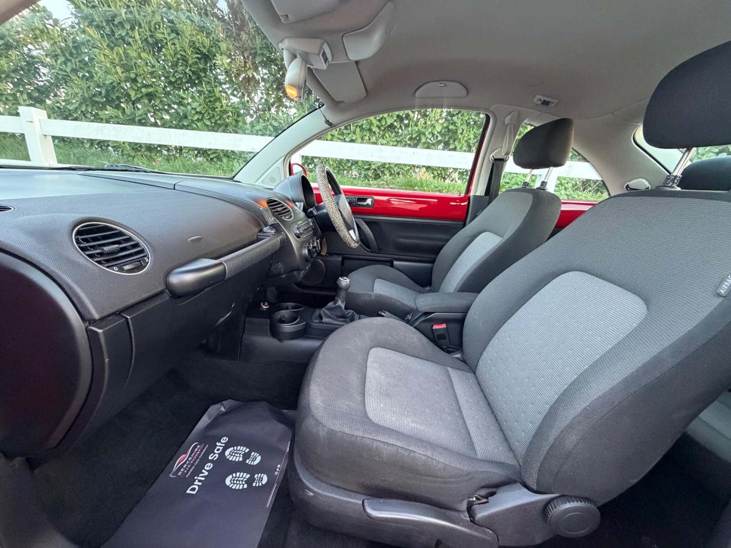 Used Volkswagen Beetle 2010 for sale - 77839259: Photo 24