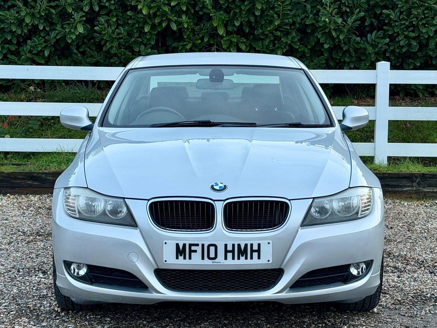 Used BMW 3 Series 2010 for sale - 76562067: Photo 2