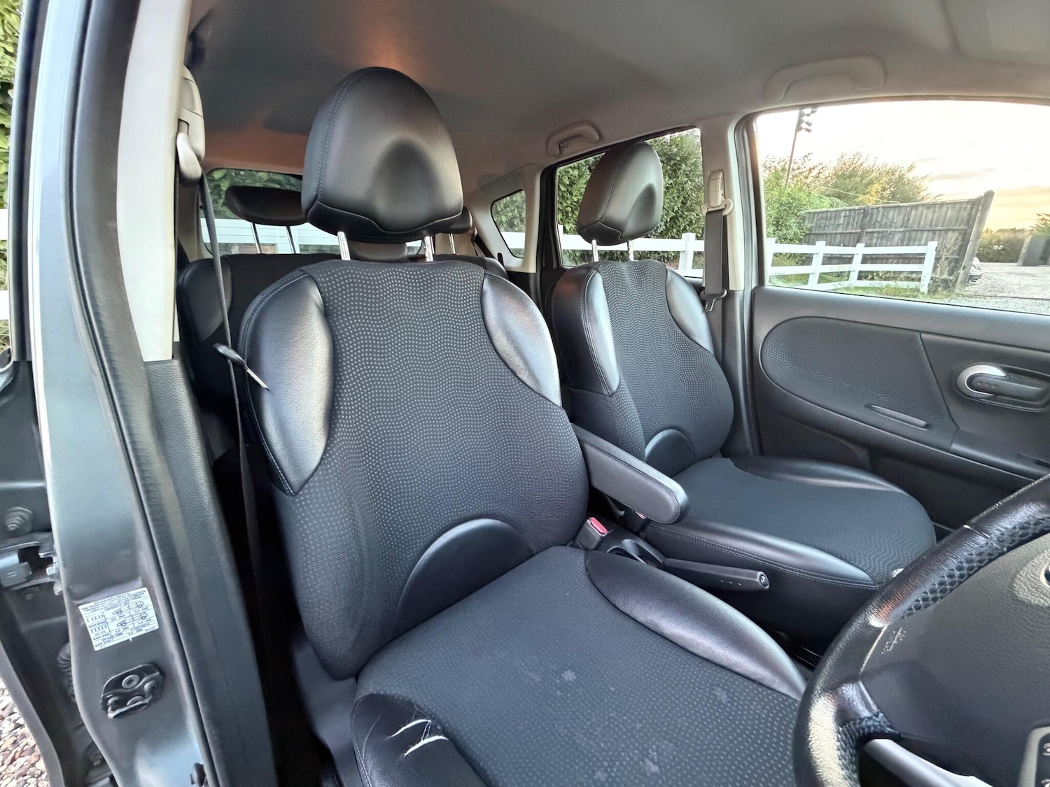 Used Nissan Note 2012 for sale - 76997659: Photo 17