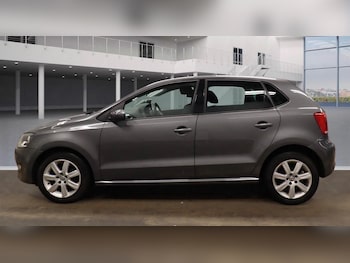 Used Volkswagen Polo 2014 for sale - 77386979: Photo