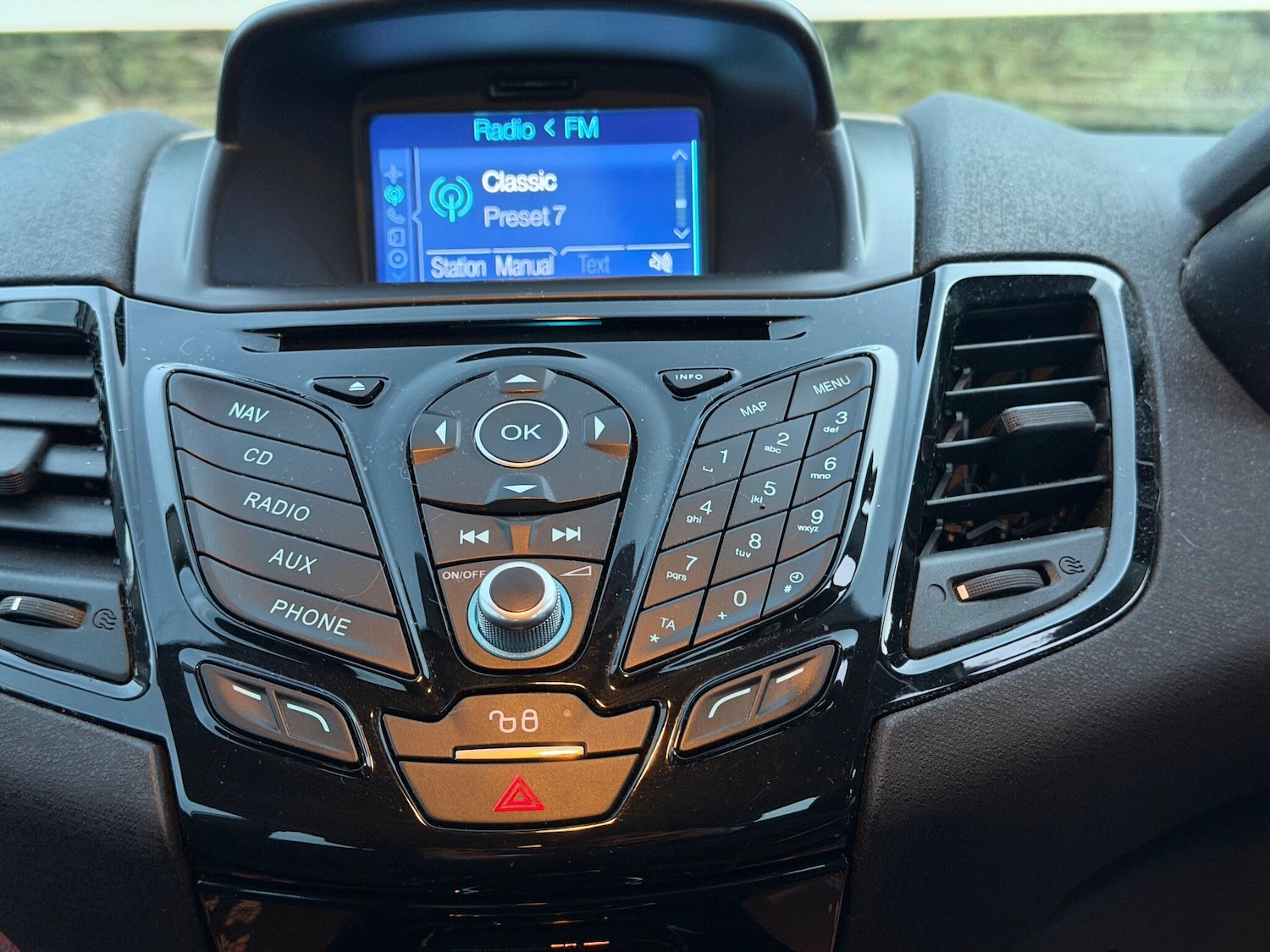 Used Ford Fiesta 2016 for sale - 76561279: Photo 24