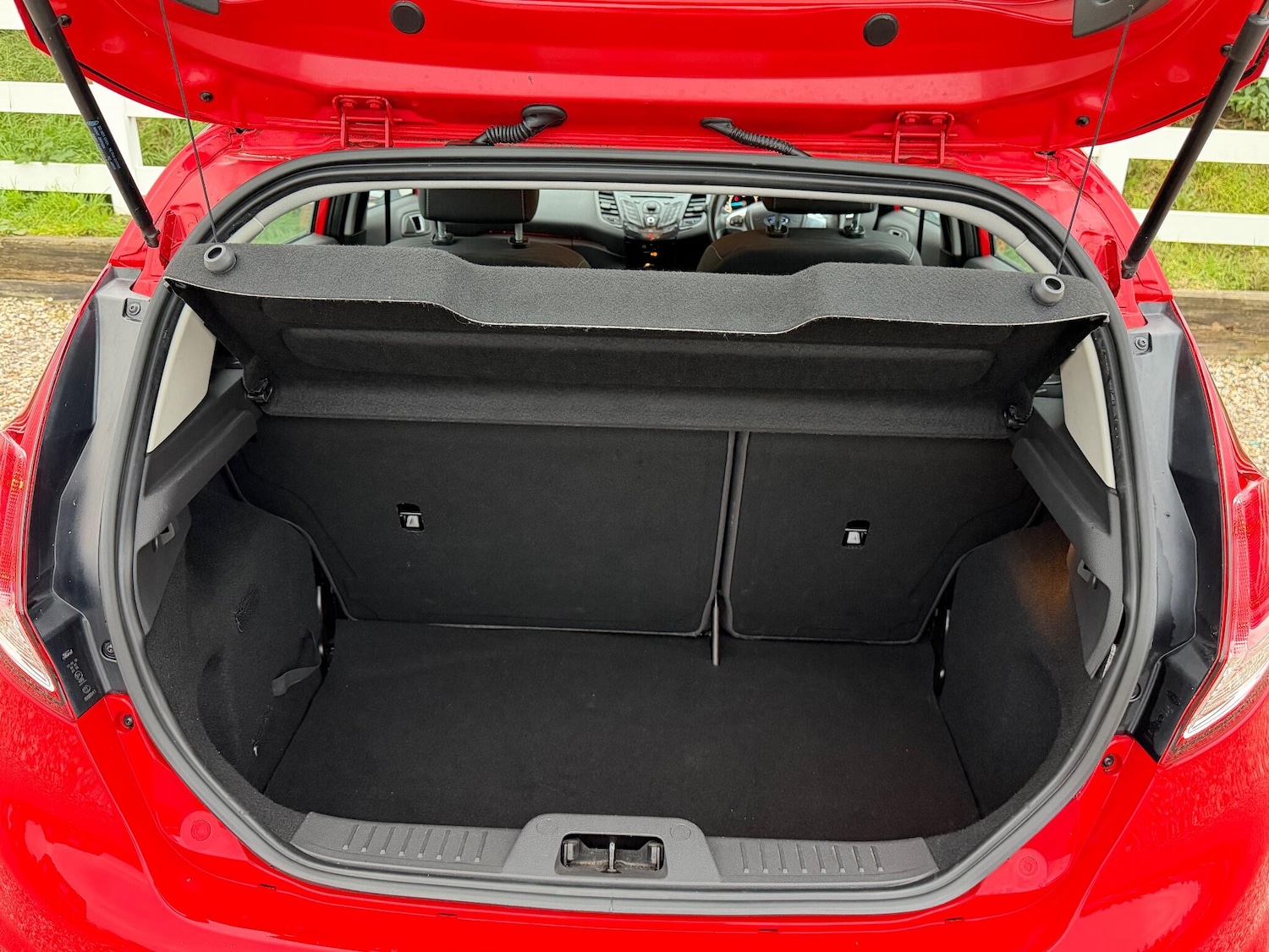 Used Ford Fiesta 2014 for sale - 76000701: Photo 31