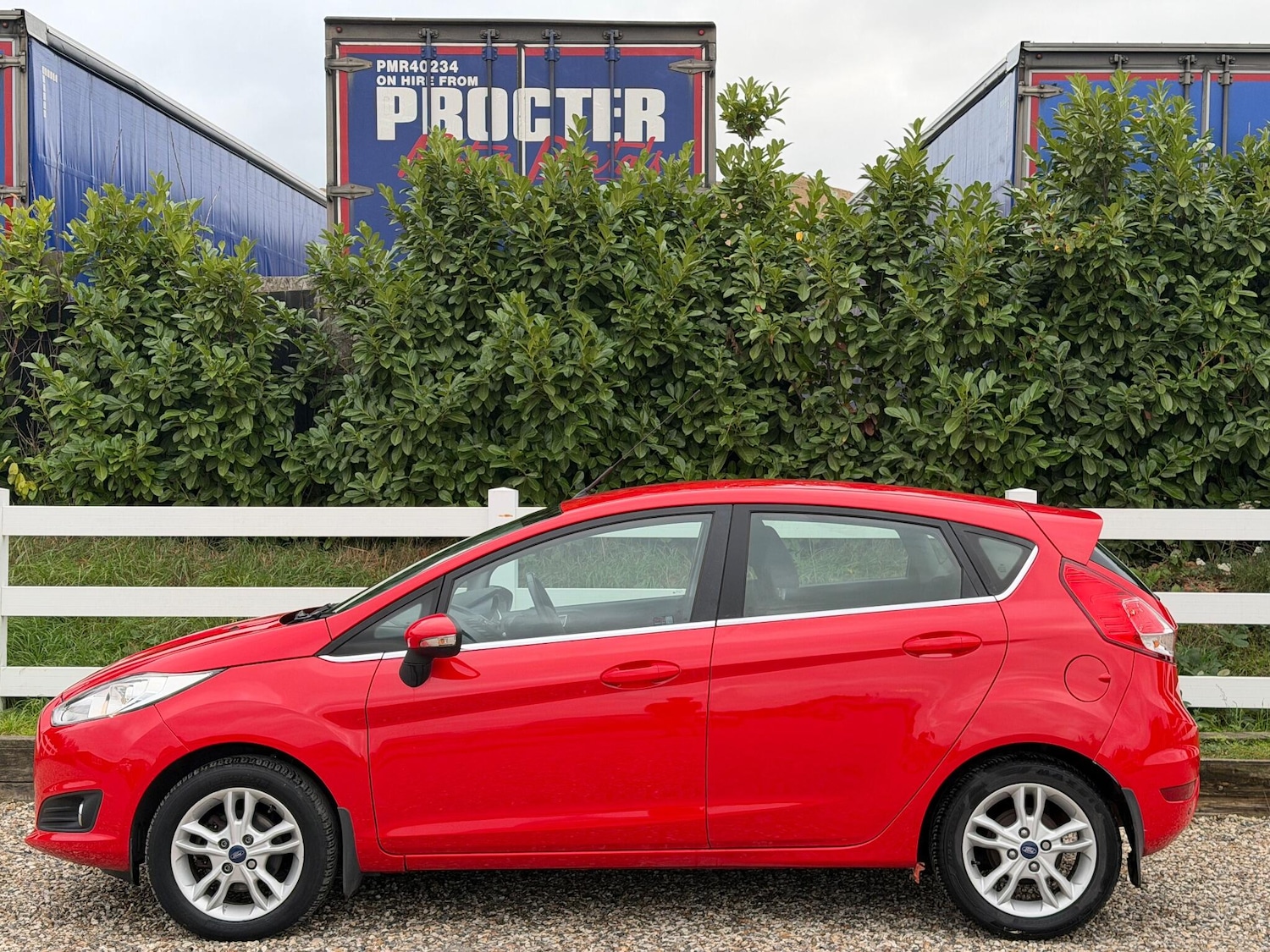 Used Ford Fiesta 2014 for sale - 76000701: Photo 9