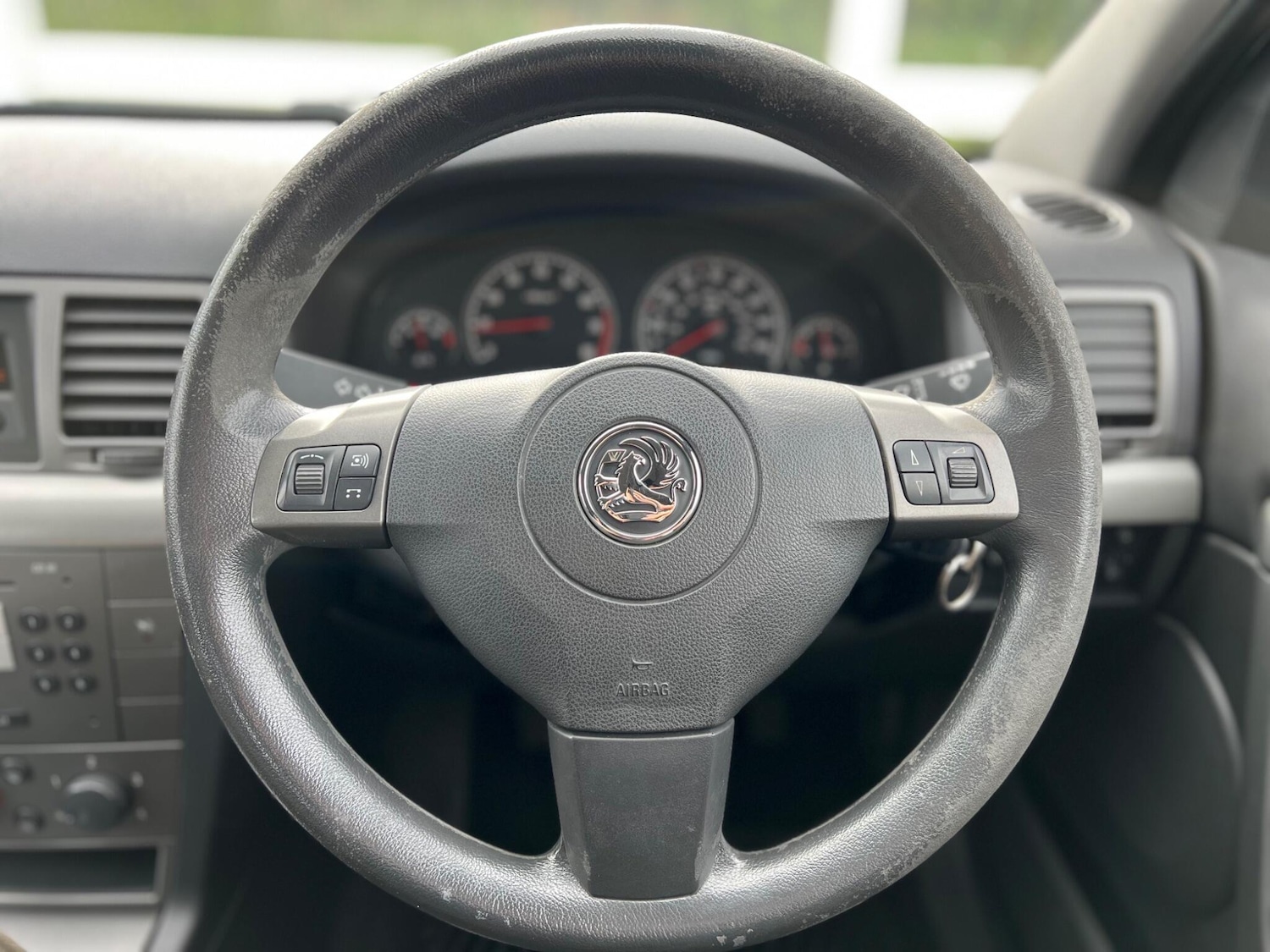 Used Vauxhall Vectra 2008 for sale - 76151570: Photo 11