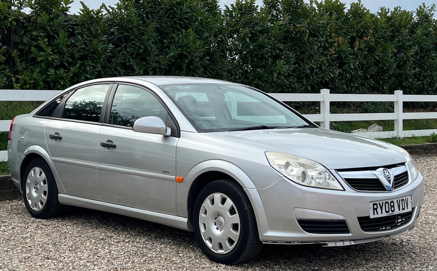 Used Vauxhall Vectra 2008 for sale - 76151570: Photo 6