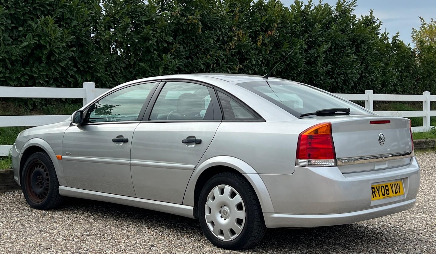 Used Vauxhall Vectra 2008 for sale - 76151570: Photo 7