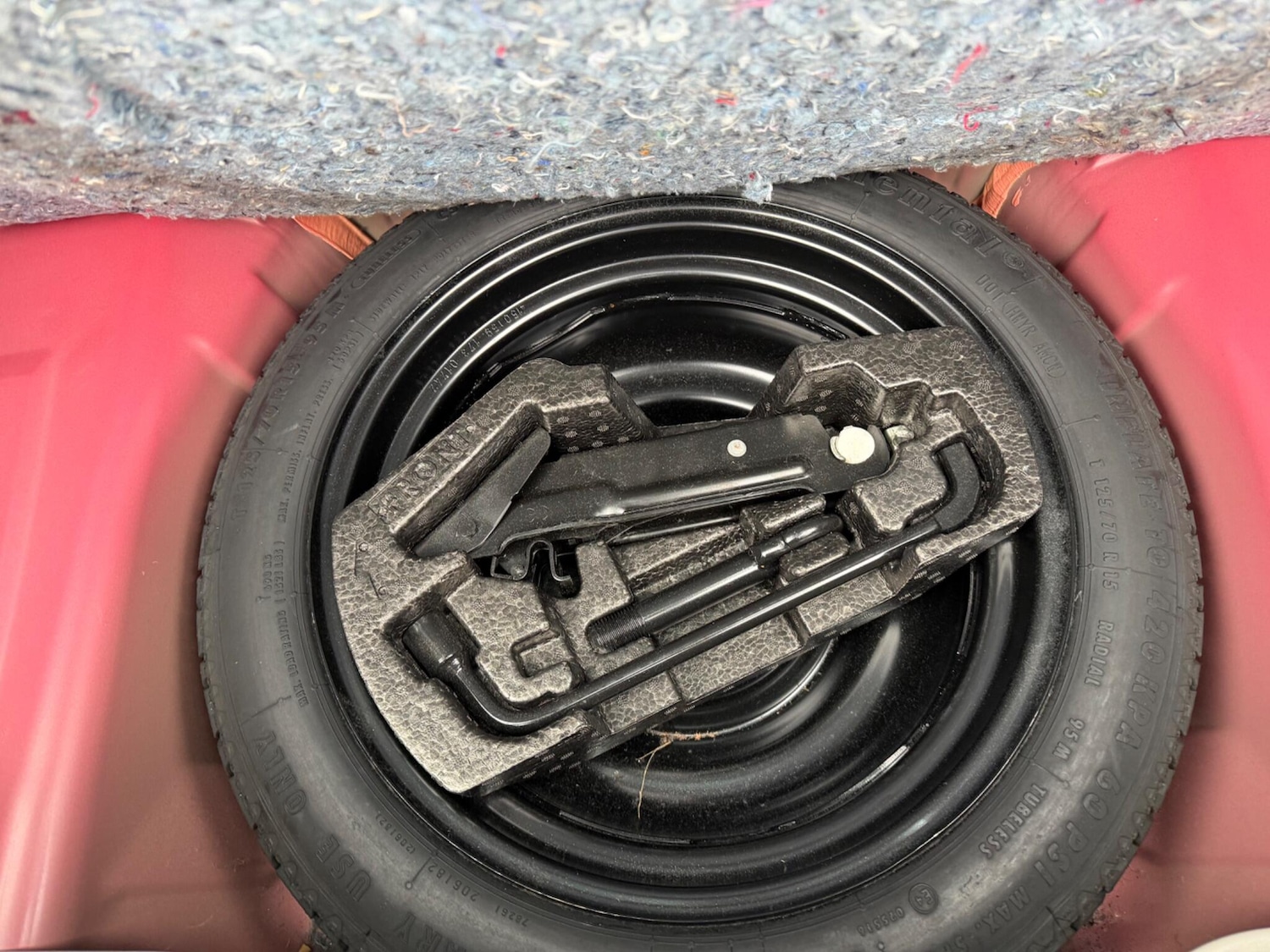 Used Toyota AYGO 2015 for sale - 77082035: Photo 22