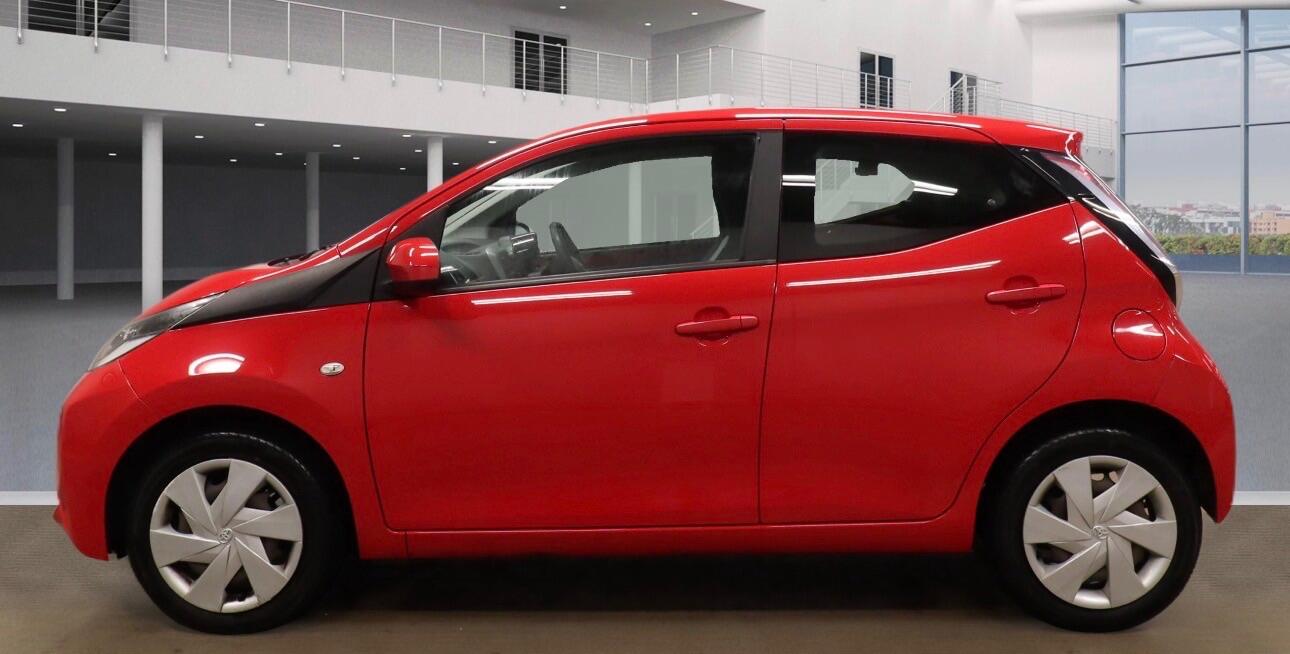 Used Toyota AYGO 2015 for sale - 77082035: Photo 4