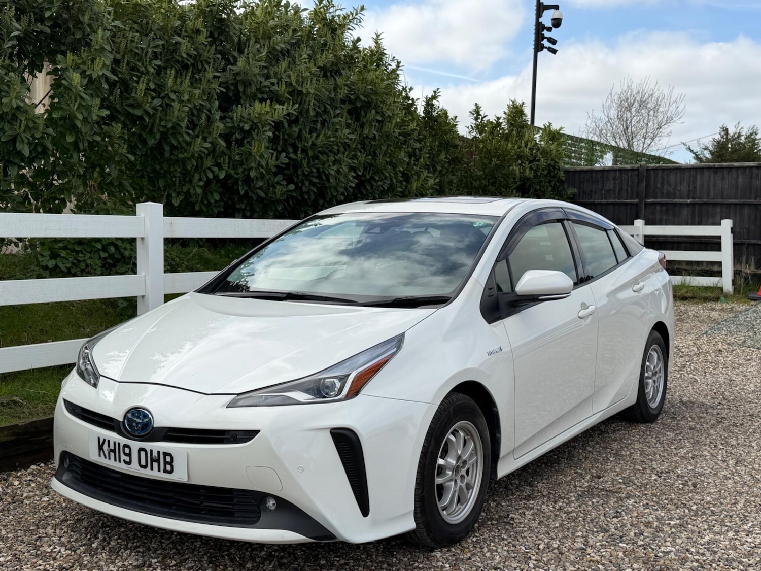 Used Toyota Prius for sale - 77926171: Photo 2