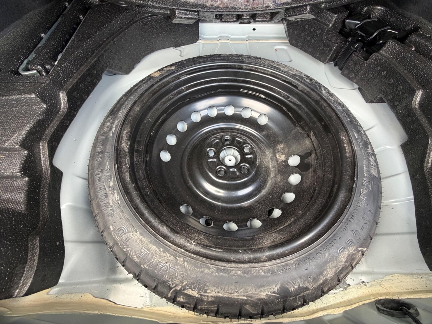 Used Toyota Prius for sale - 77926171: Photo 30