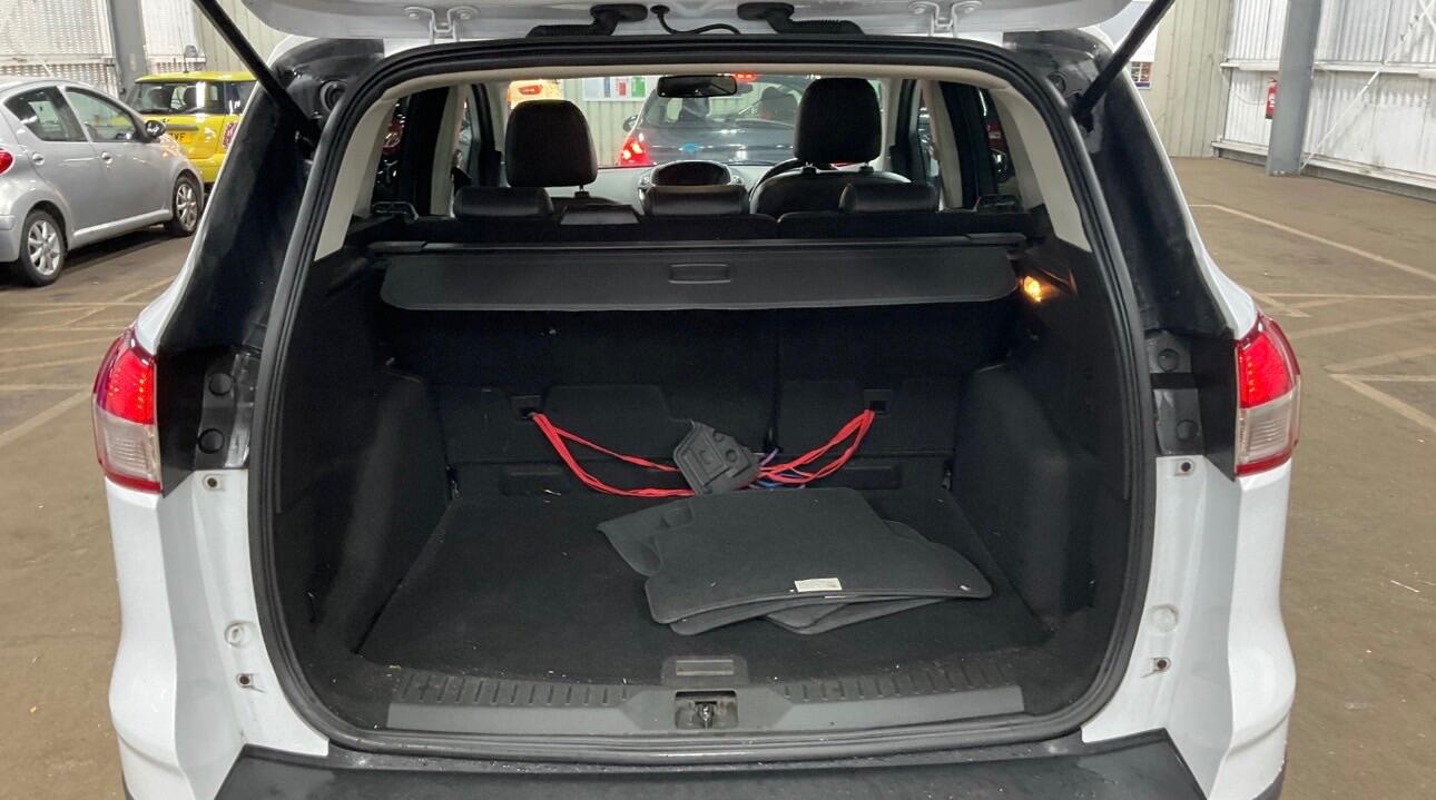 Used Ford Kuga 2015 for sale - 77101838: Photo 8