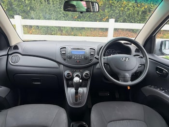 Used Hyundai i10 2013 for sale - 78842555: Photo