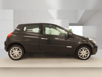 Used Renault Clio 2011 for sale - 79092613: Photo