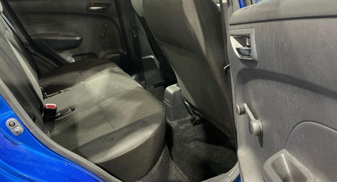 Used Suzuki Swift 2013 for sale - 77411423: Photo 4