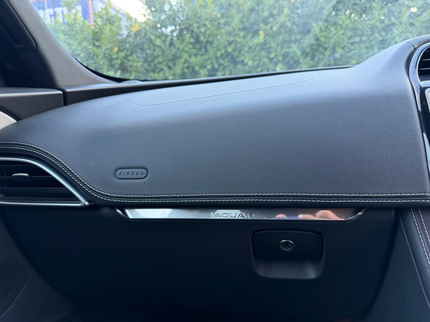 Used Jaguar F-Pace 2017 for sale - 76336721: Photo 43