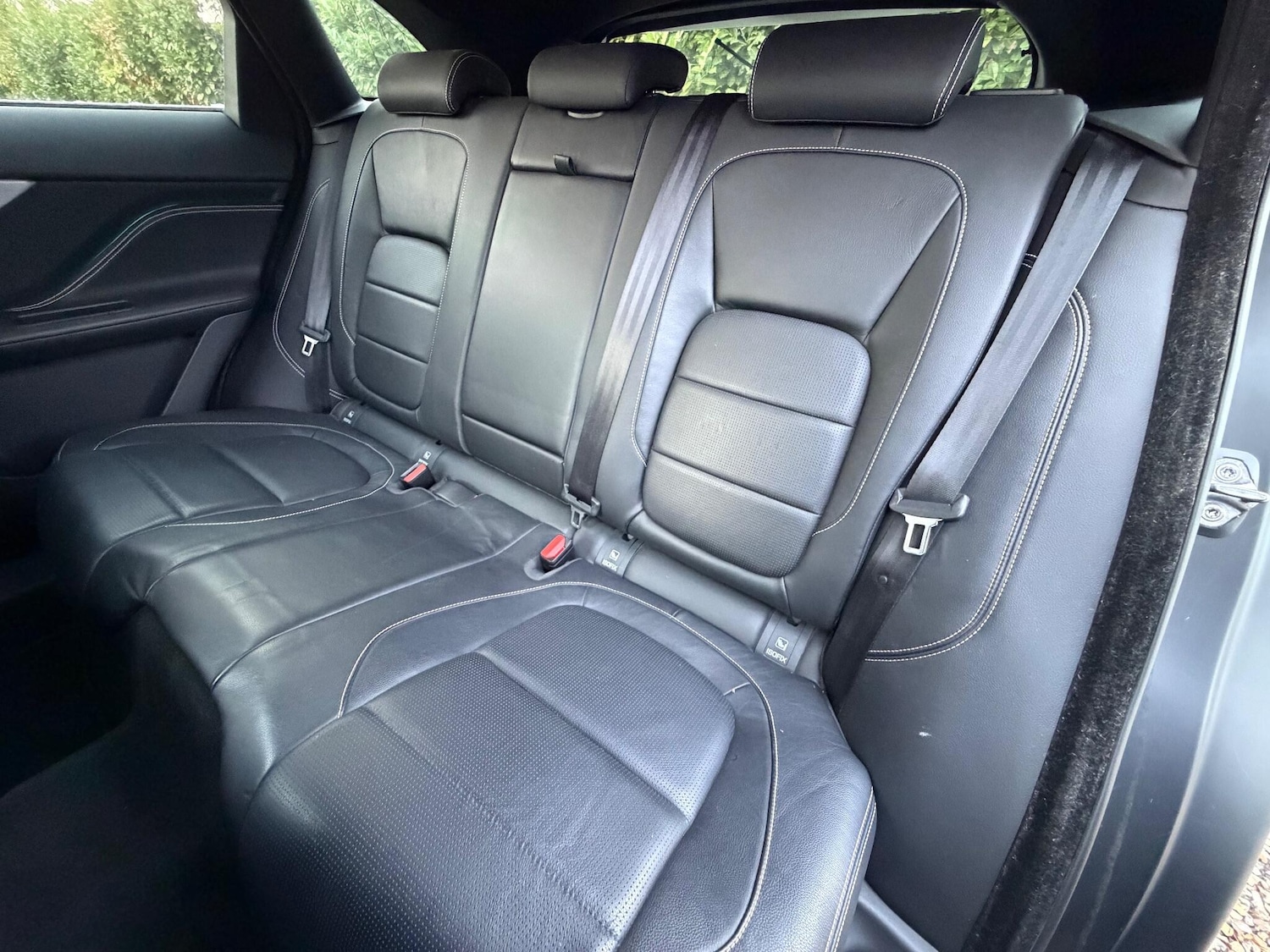 Used Jaguar F-Pace 2017 for sale - 76336721: Photo 8