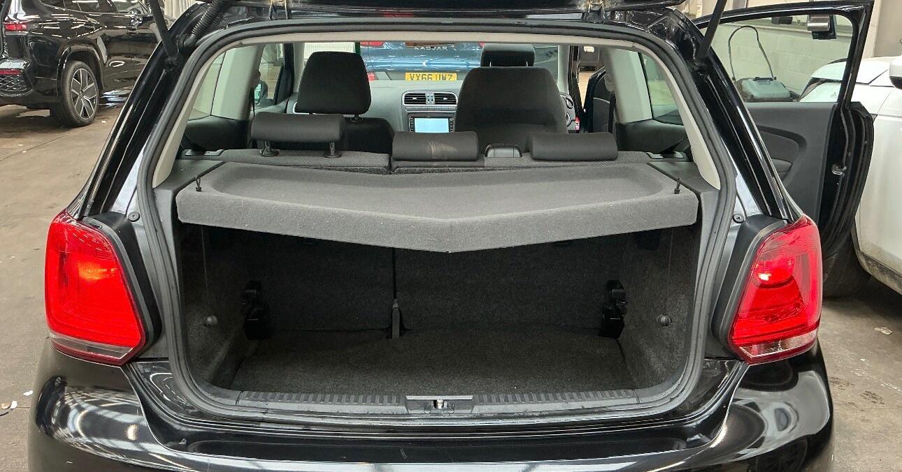 Used Volkswagen Polo 2010 for sale - 77808629: Photo 11