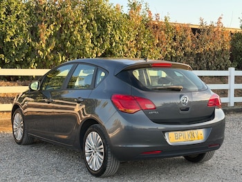 Used Vauxhall Astra 2011 for sale - 79471517: Photo