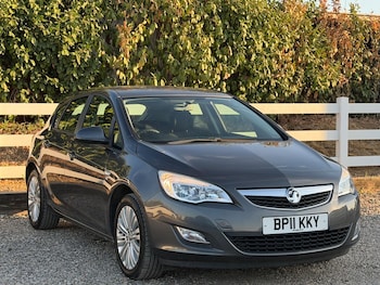 Used Vauxhall Astra 2011 for sale - 79471517: Photo