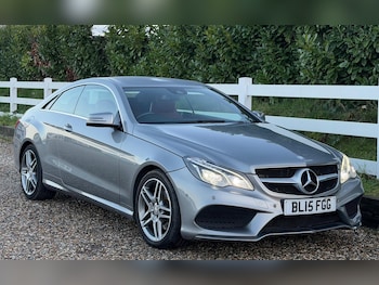 Used Mercedes-Benz E Class 2015 for sale - 76824437: Photo