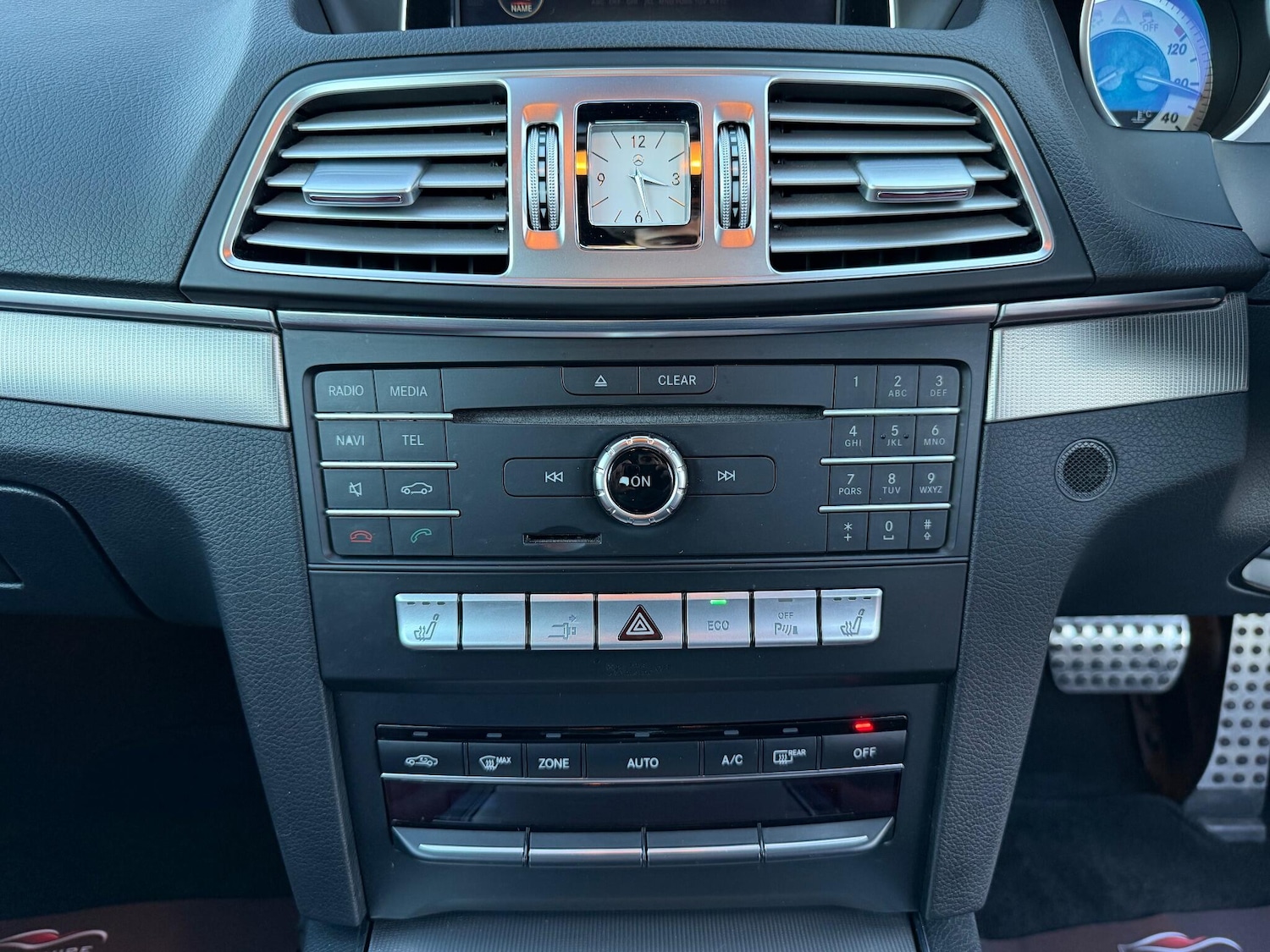 Used Mercedes-Benz E Class 2015 for sale - 76824437: Photo 26