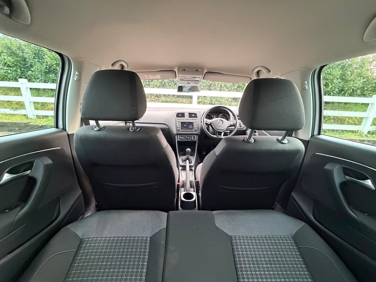 Used Volkswagen Polo 2015 for sale - 76824432: Photo 23