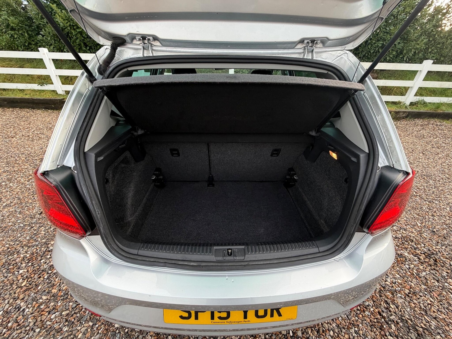 Used Volkswagen Polo 2015 for sale - 76824432: Photo 32