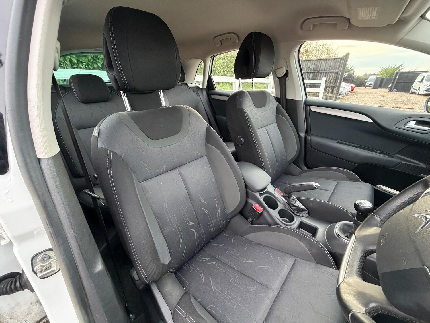 Used Citroen C4 2013 for sale - 77029237: Photo 19