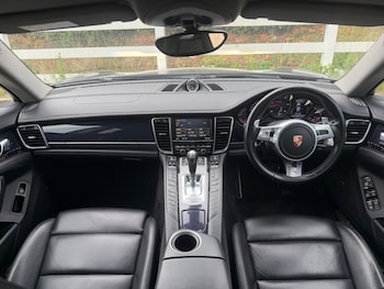 Used Porsche Panamera 2015 for sale - 79012414: Photo