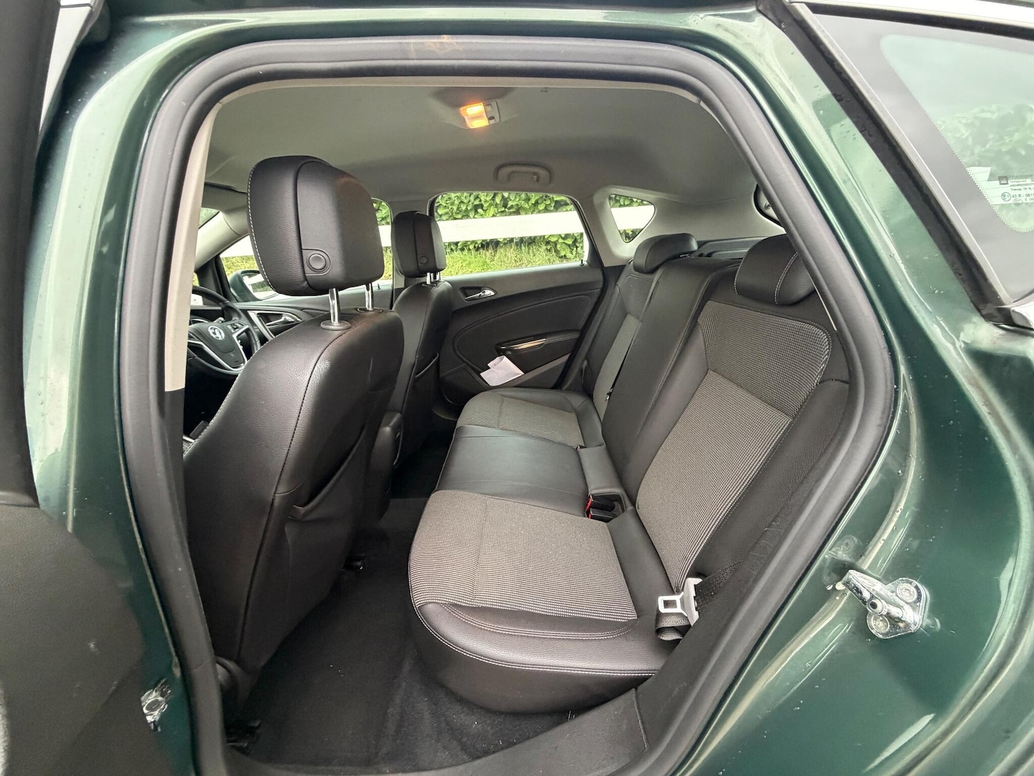 Used Vauxhall Astra 2011 for sale - 77163339: Photo 17