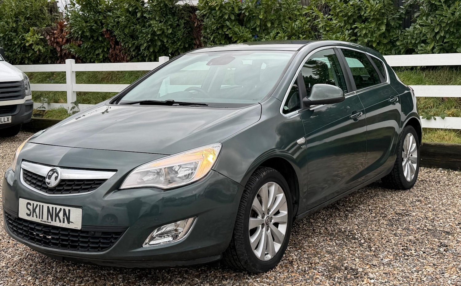 Used Vauxhall Astra 2011 for sale - 77163339: Photo 4