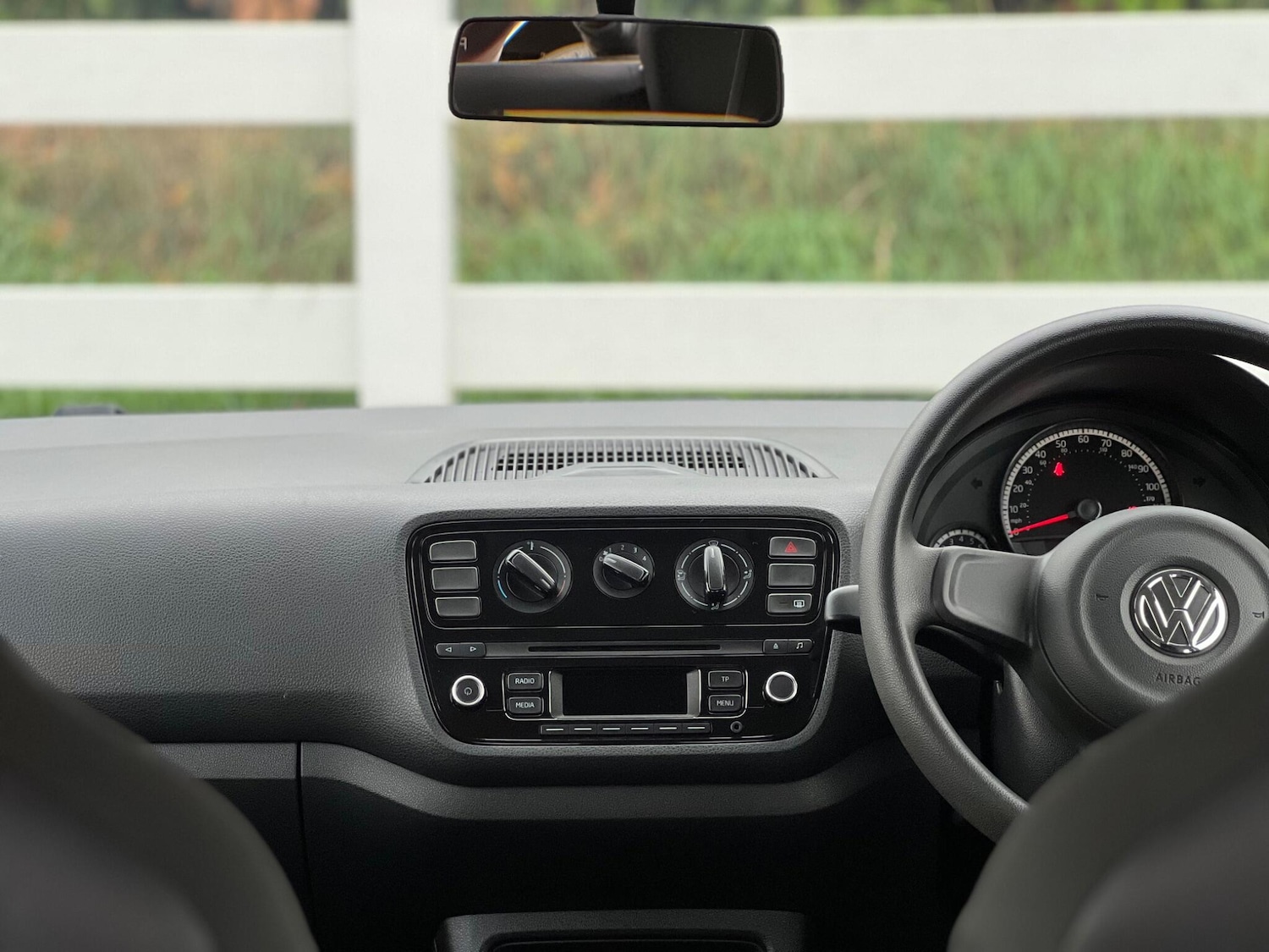 Used Volkswagen up! 2012 for sale - 76152151: Photo 8